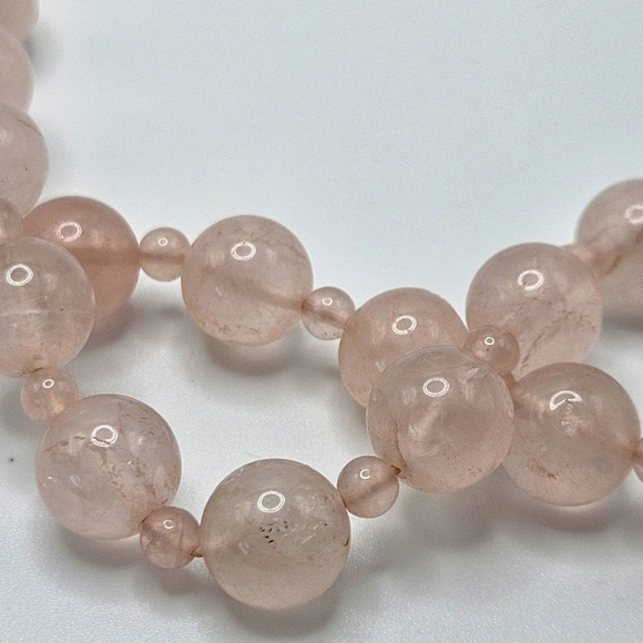 VINTAGE Genuine Rose Quartz Pink Alternating Round Beaded Strand 29" Necklace - Picture 6 of 7